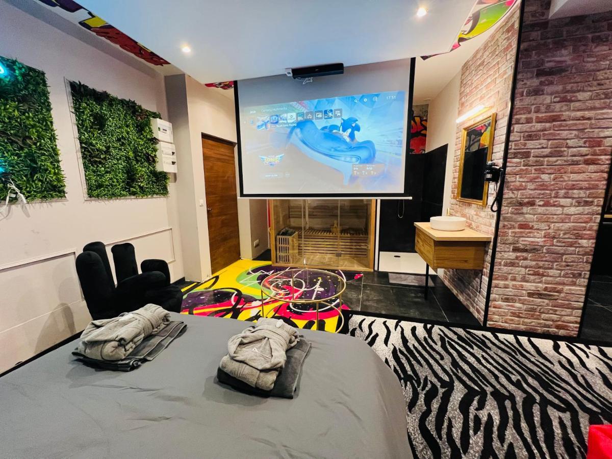 Capsule Street Art - Sauna- Jacuzzi - Playstation 5 - Billard - Netflix - Home Cinema - Terrasse Douai Kültér fotó