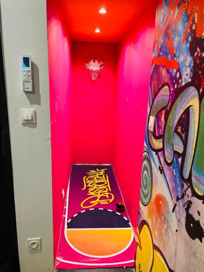 Capsule Street Art - Sauna- Jacuzzi - Playstation 5 - Billard - Netflix - Home Cinema - Terrasse Douai Kültér fotó